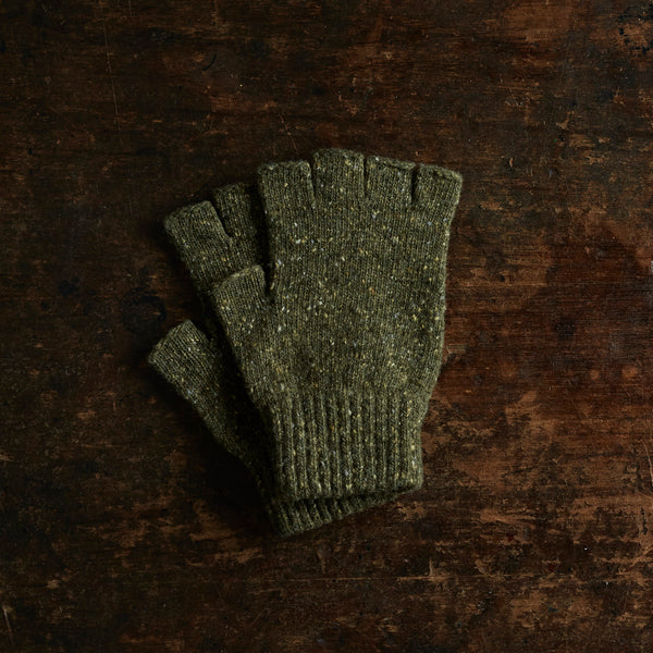 Adults Fingerless Gloves - Donegal Merino Wool - Lichen