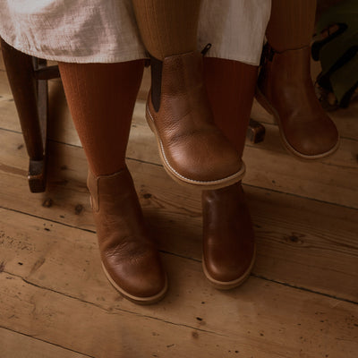 Adults Weaver Knee High Socks - Wool - Rust