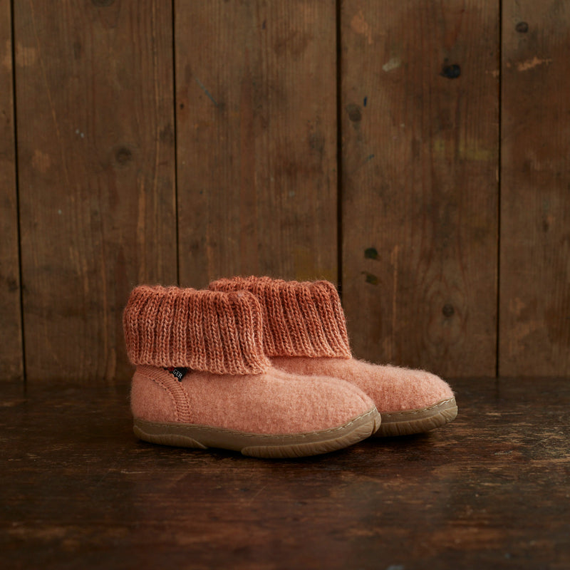 Boiled Wool Yuki Slipper Boot - Antique Rose