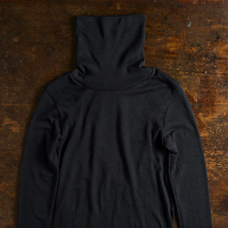 Auk Women's Top - Merino Wool & Silk - Cosmos