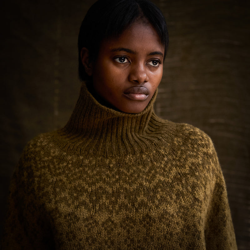 Fauna Women's Rollneck - Lambswool - Asparagus