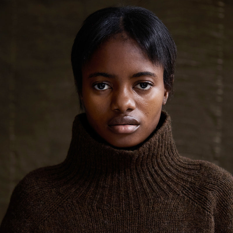 Highland Women's Rollneck - Lambswool - Burnt Umber