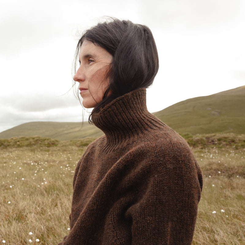 Highland Women's Rollneck - Lambswool - Burnt Umber