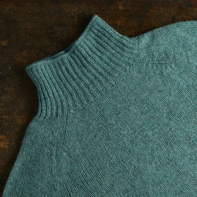 Highland Women's Rollneck Sweater - Lambswool - Dusk
