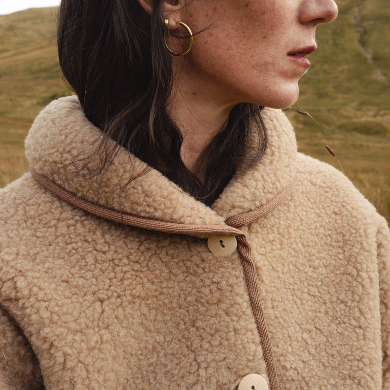 Oryx Women's Jacket - Wool Teddy Fleece - Walnut