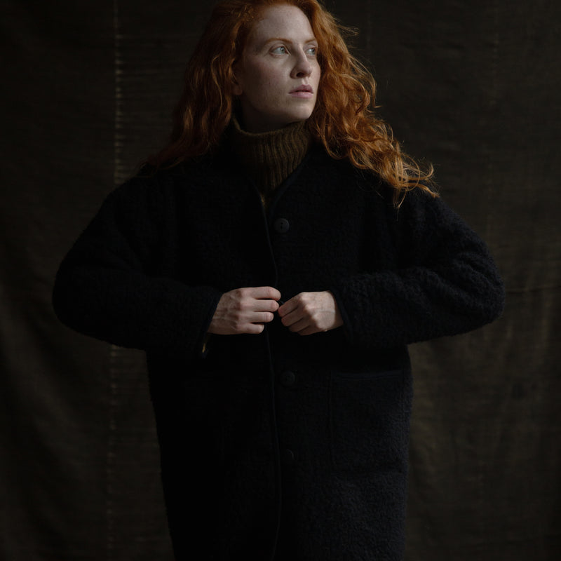 Sika Women's Coat - Wool Teddy Fleece - Coal