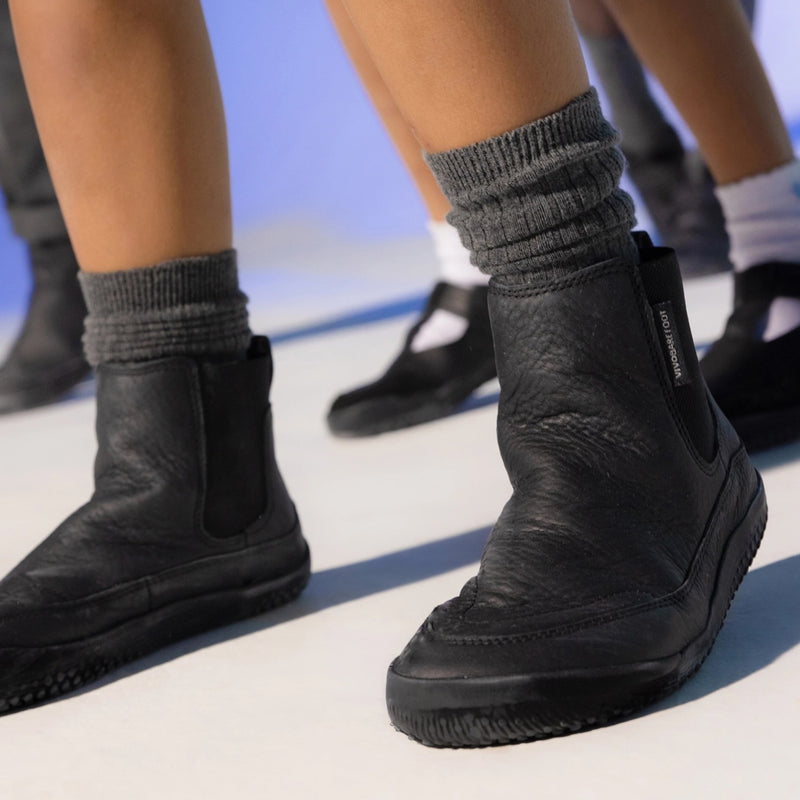 Juniors Gobi Chelsea Boots - Obsidian