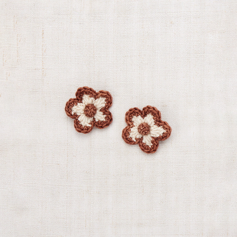 Hand Knit Merino Wool Medium Flower Clip Set - Chestnut