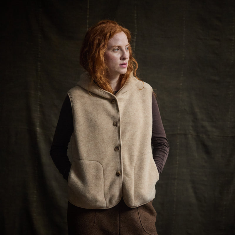 Falcon Womens Vest - Merino Wool Fleece - Sandstorm