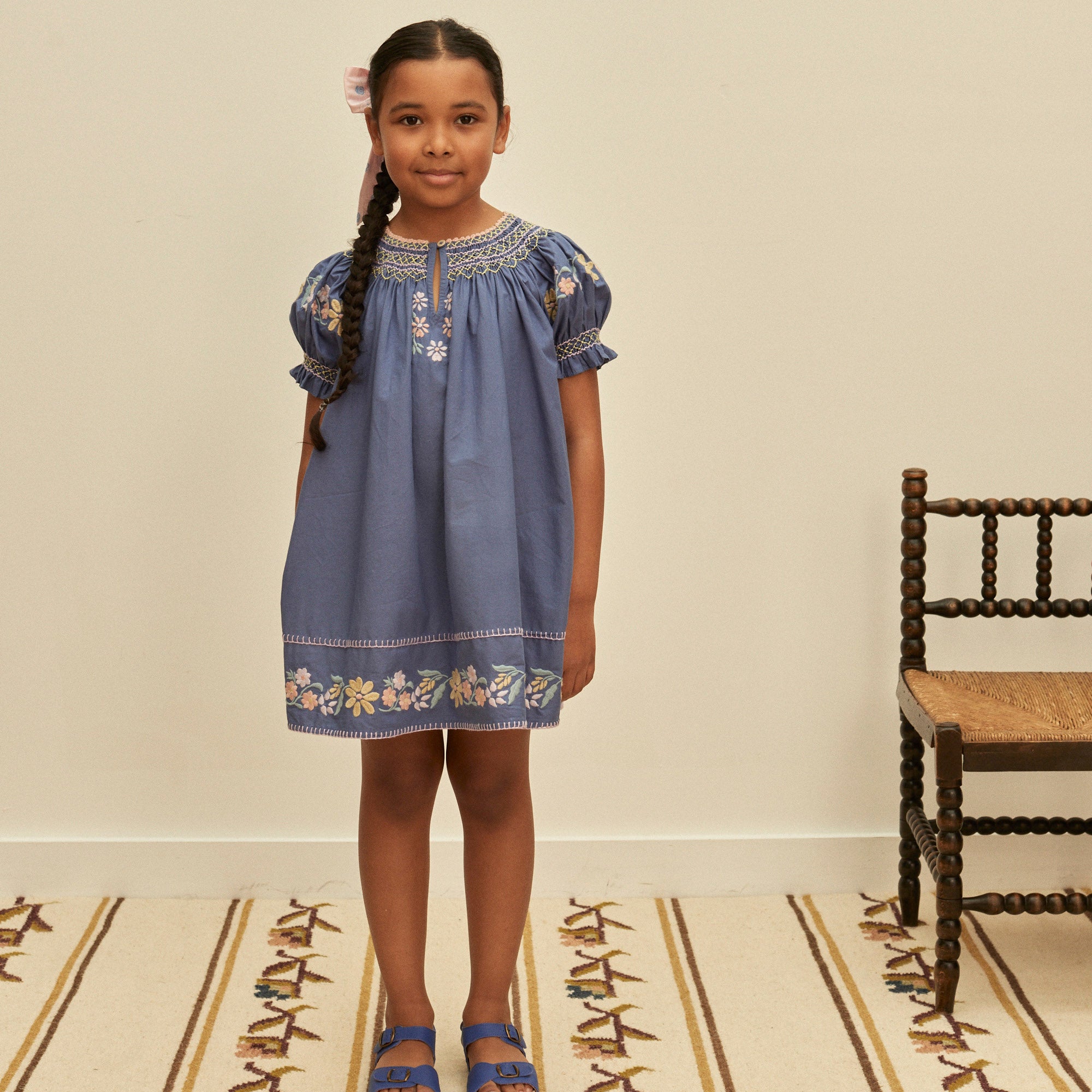 新品未使用　Apolina VERNA SMOCK DRESS 7-9Y Kids Cotton Verna Smock Dress - Azul – MamaOwl
