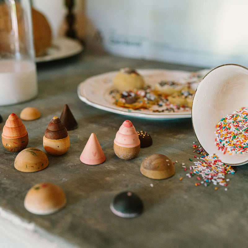 Wooden Bakes - 12 Pieces