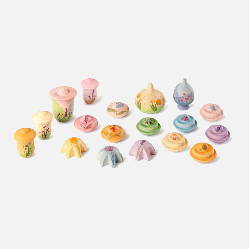 Wooden Flower Meadow - 18 Pieces