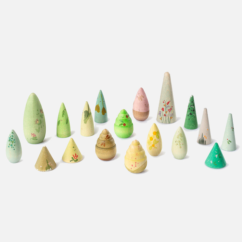 Wooden Forest Tree - 18 Pieces