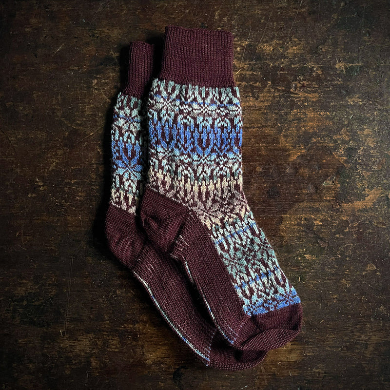 Adults Wool Nordic Star Socks - Bordeaux/Multi