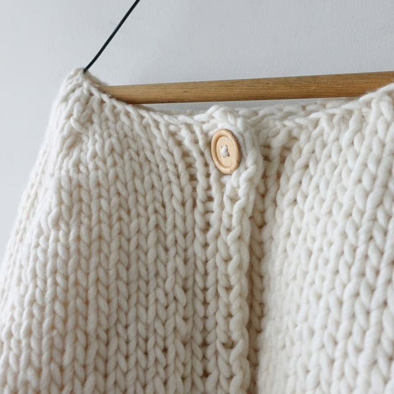 Women's Hand Knit Wool Pelu Cardigan - White