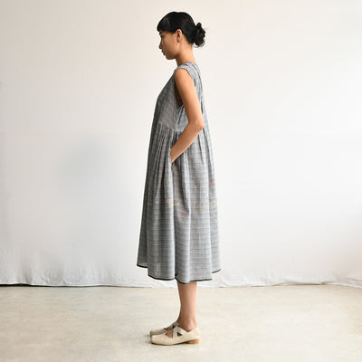Women's Handloomed Cotton Nori Dress - Sepia Check