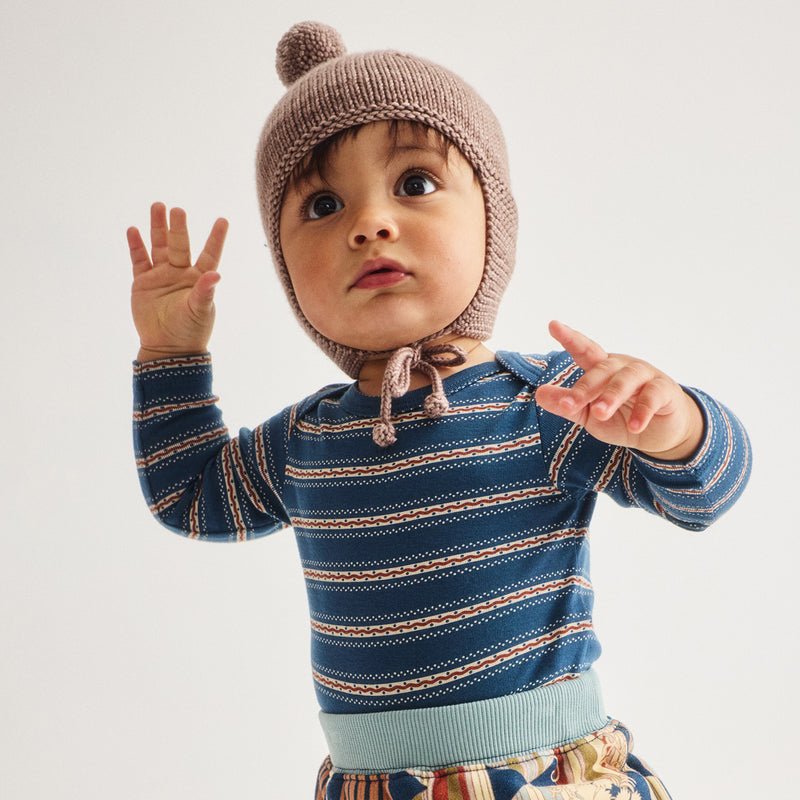 Baby Handknit Merino Wool Pointy Peak Hat - Turtledove