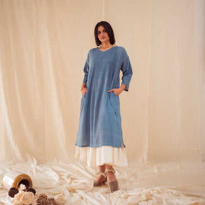 Women's Handwoven Cotton Anaar Pleated Dress - Indigo