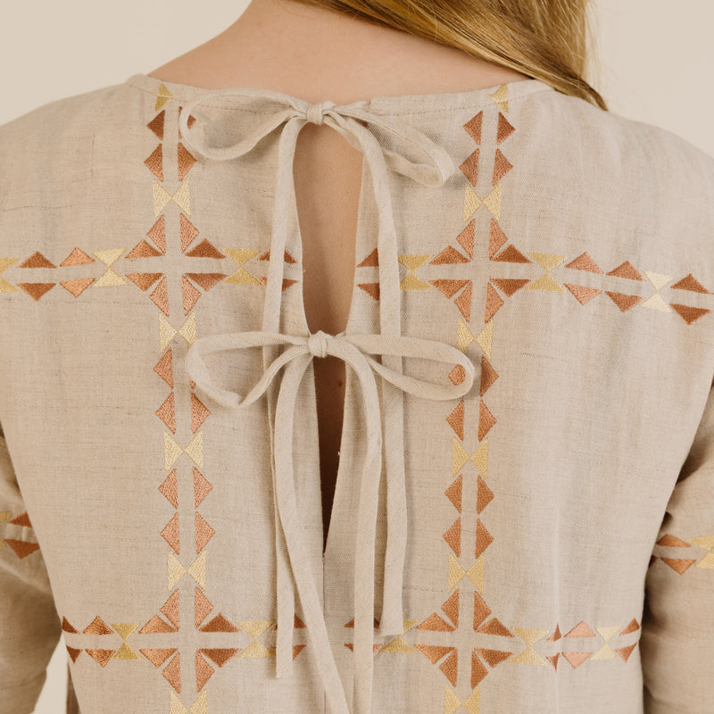 una linen embroidered dress Yellow/white Embroidered Linen Dress