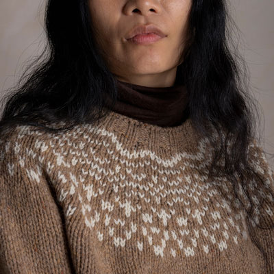 Cropped Isle Women's Sweater - Donegal Wool - Husk