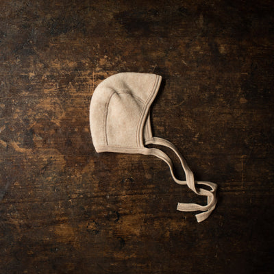 Piculet Baby Bonnet - Merino Wool Fleece - Sandstorm