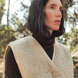 Elk Women's Vest - Wool Teddy Fleece - Oatmeal