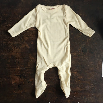 Baby Merino Wool & Silk Footed Pyjamas - Natural