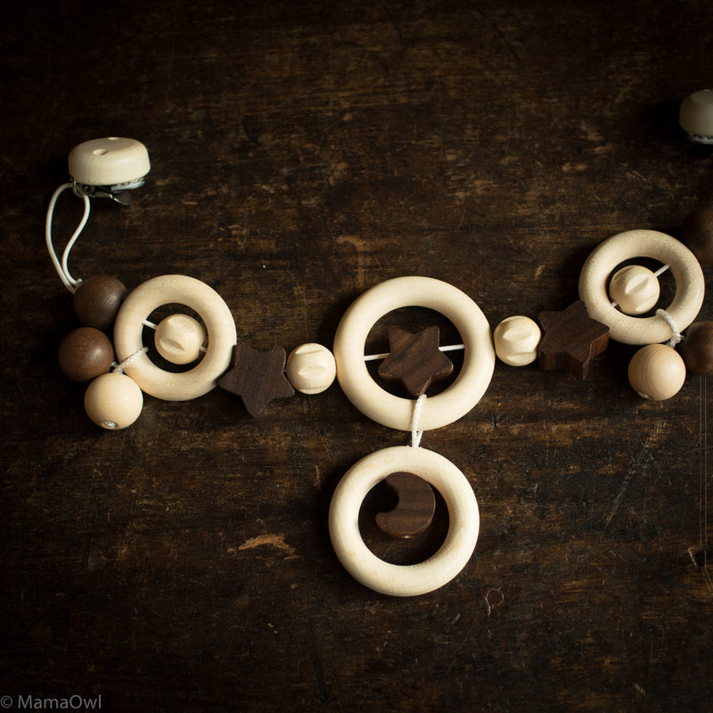 Wooden Stars and Moons Pram Chain - Natural