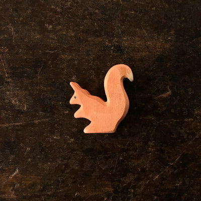 Handcrafted Wooden Small Red Sitting Squirrel