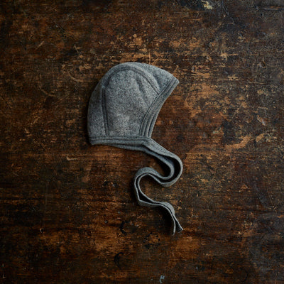 Piculet Baby Bonnet - Merino Wool Fleece - Slate