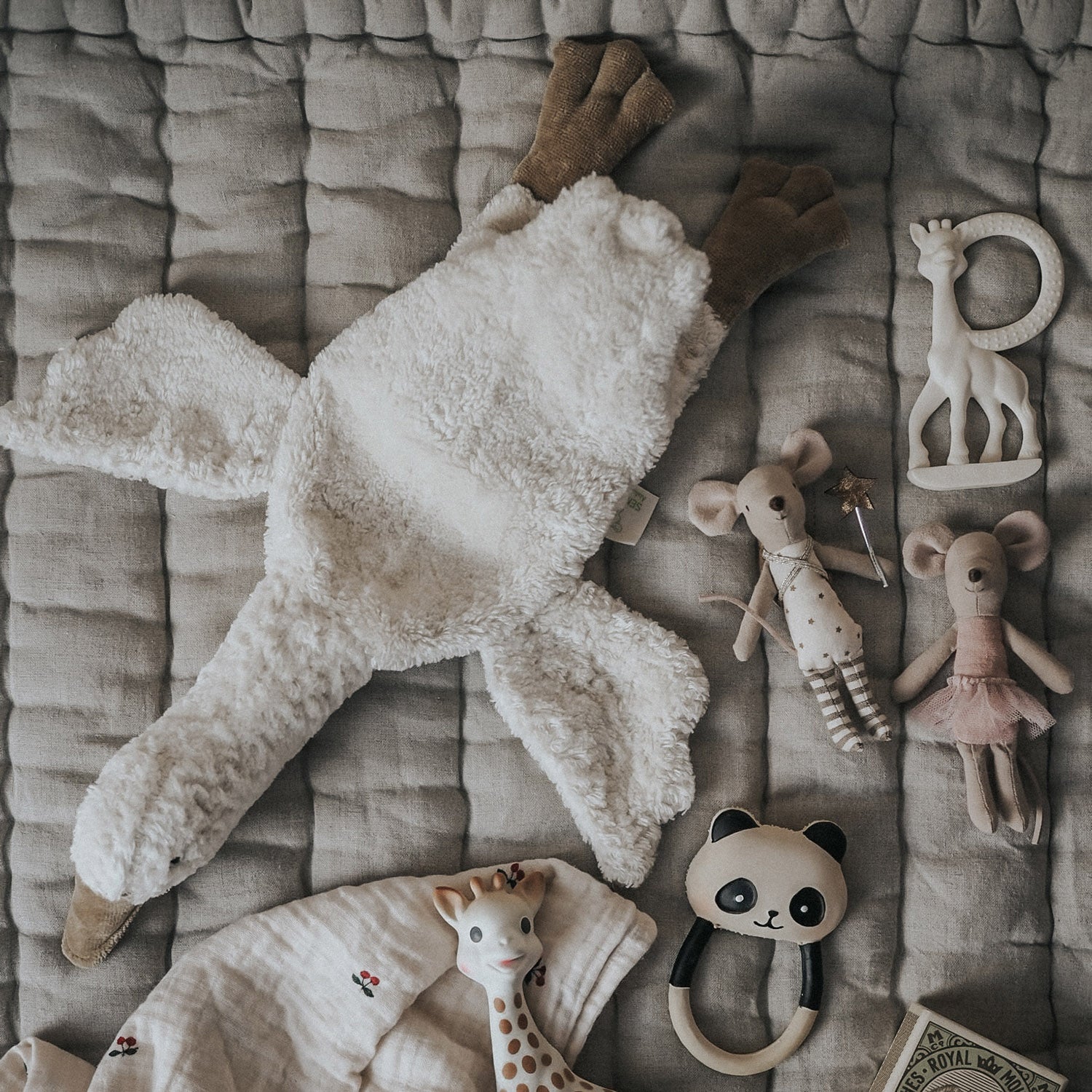 Cotton Small Goose - White – MamaOwl