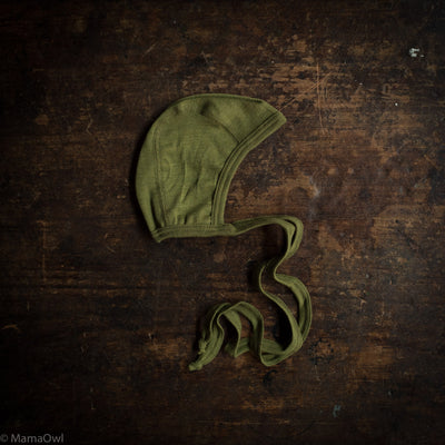 Piculet Baby Bonnet - Merino Wool & Silk - Moss
